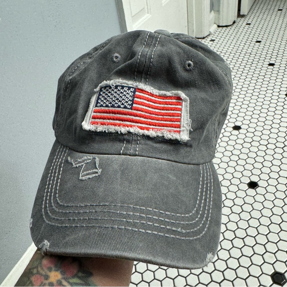 Lvaiz Gray Distressed Cap with American Flag Patch